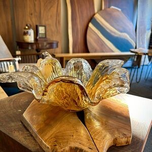 Sun-Kissed Amber Murano Glass Flower bowl - Handcrafted Italian Bloom.